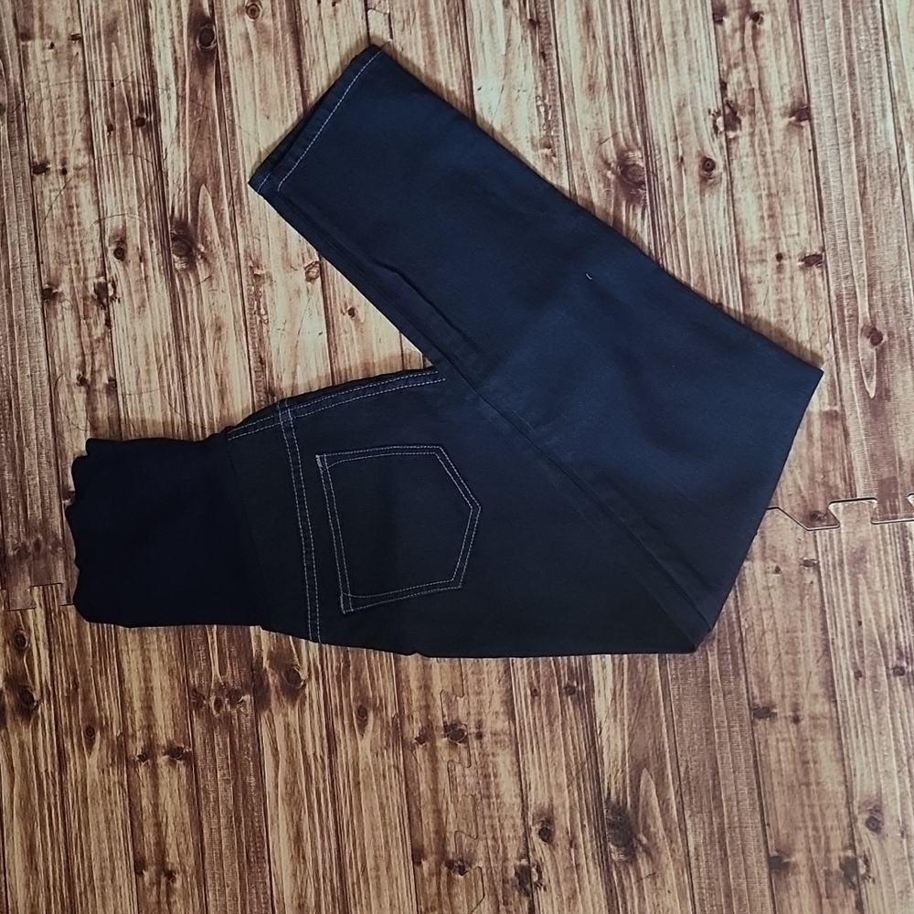 Women dark blue jeans